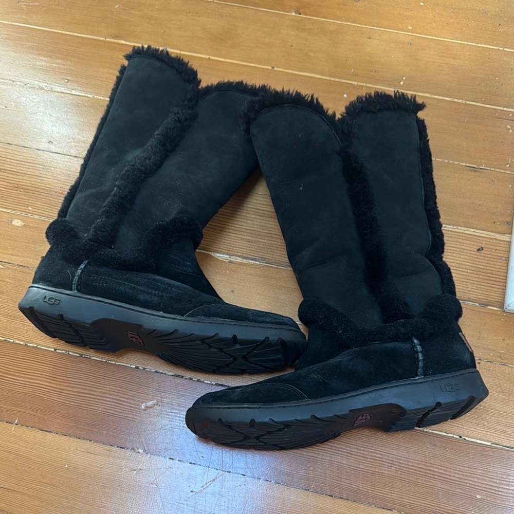 UGG Women's Black Fur-Lined Winter Boots